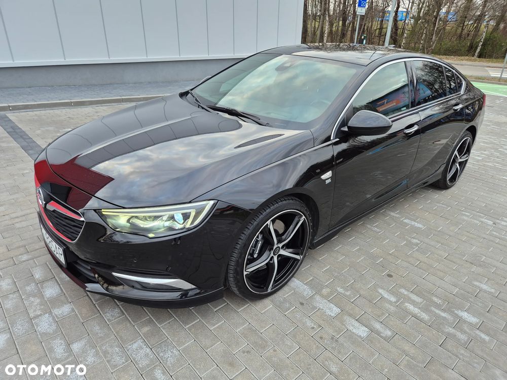 Opel Insignia 2.0 T 4x4 GSi S&S - 18