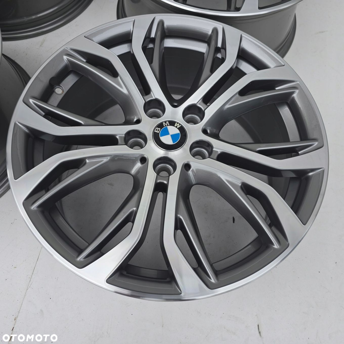 BMW X1 F48 X2 F39 5X112 IS51 ET5118 7.5 4X - 5