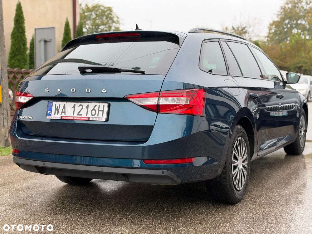 Skoda Superb 2022 photo 4