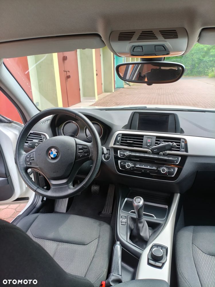 BMW Seria 1 - 19