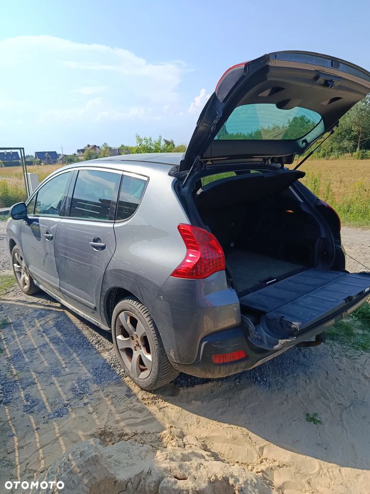 Peugeot 3008 1.6 HDi Premium - 11