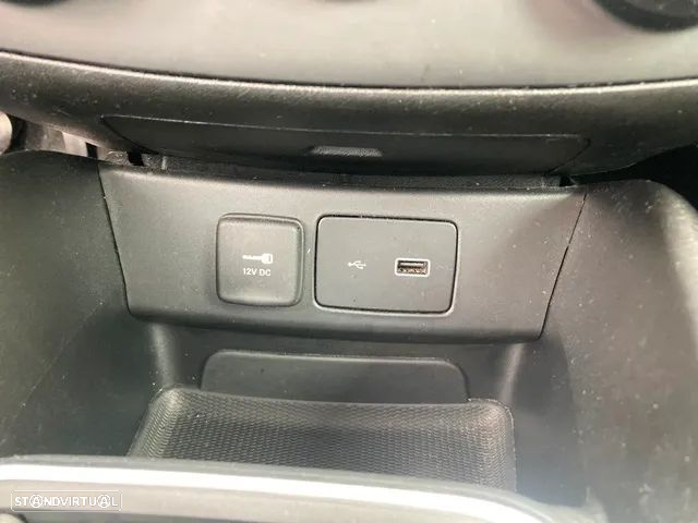 Fiat Tipo Station Wagon 1.3 M-Jet Lounge - 25