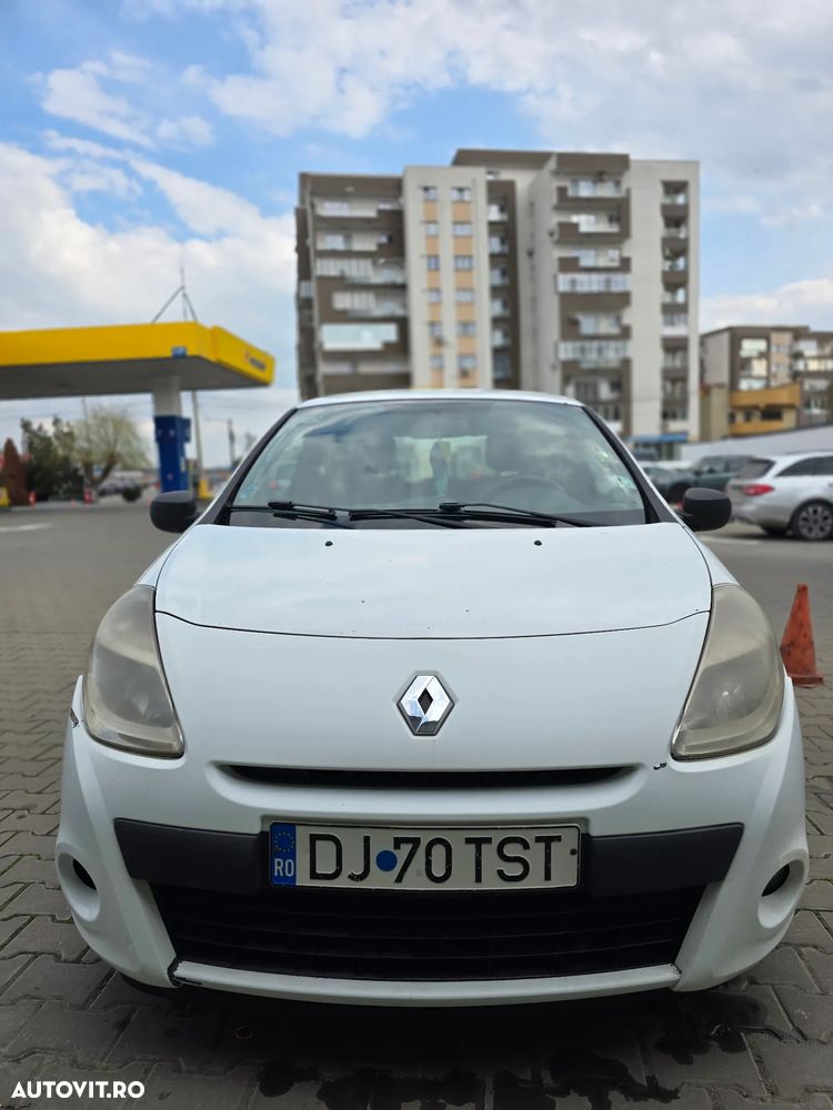 Renault Clio III 1.5 dCi Dynamique - 1