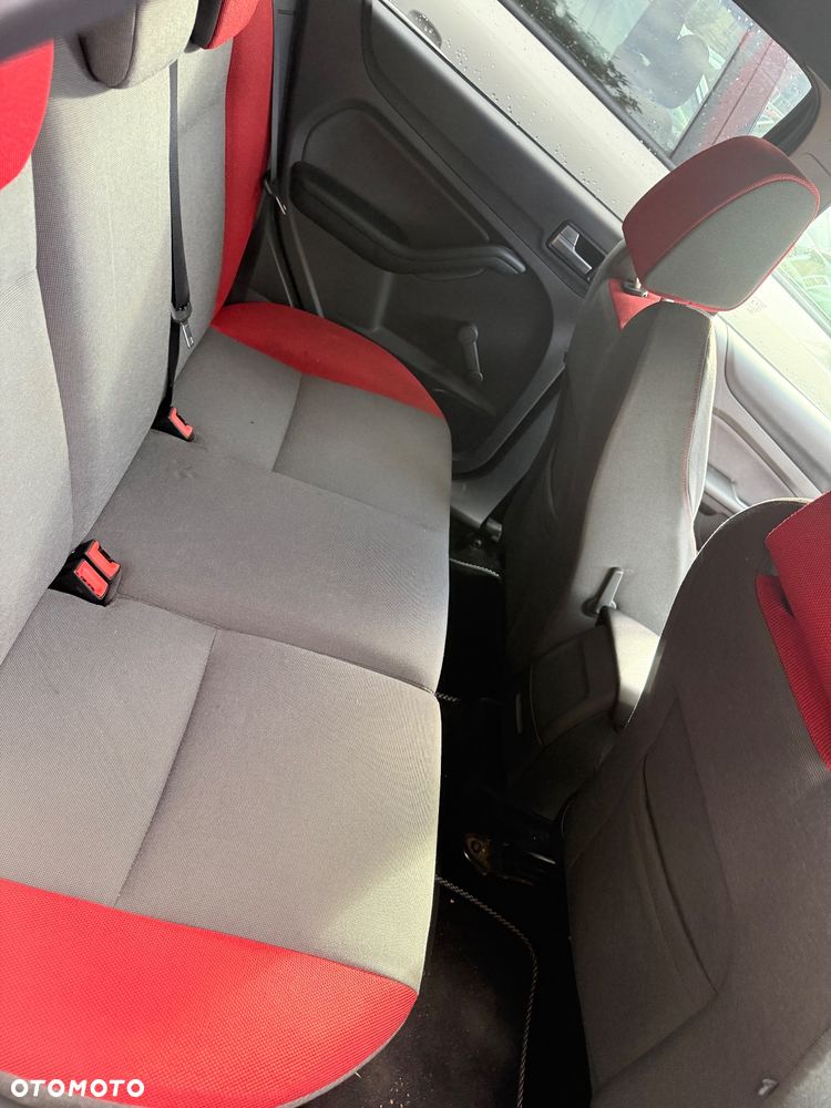 Ford Focus 2.5 ST - 9