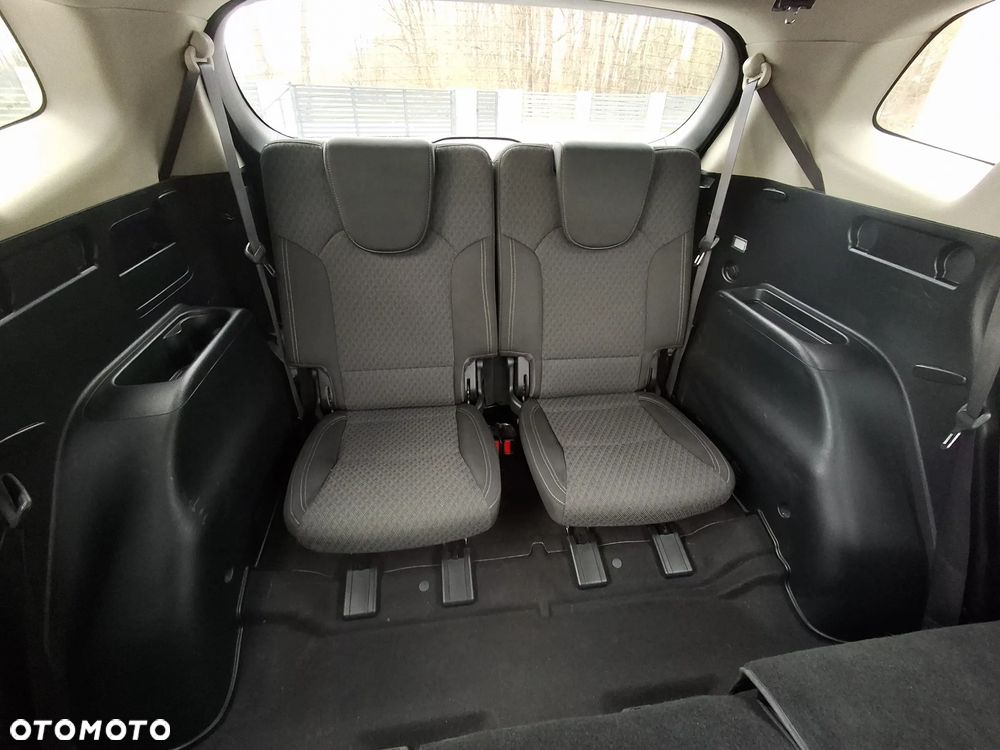 Kia Carens 1.7 CRDi Business Line 7os - 16