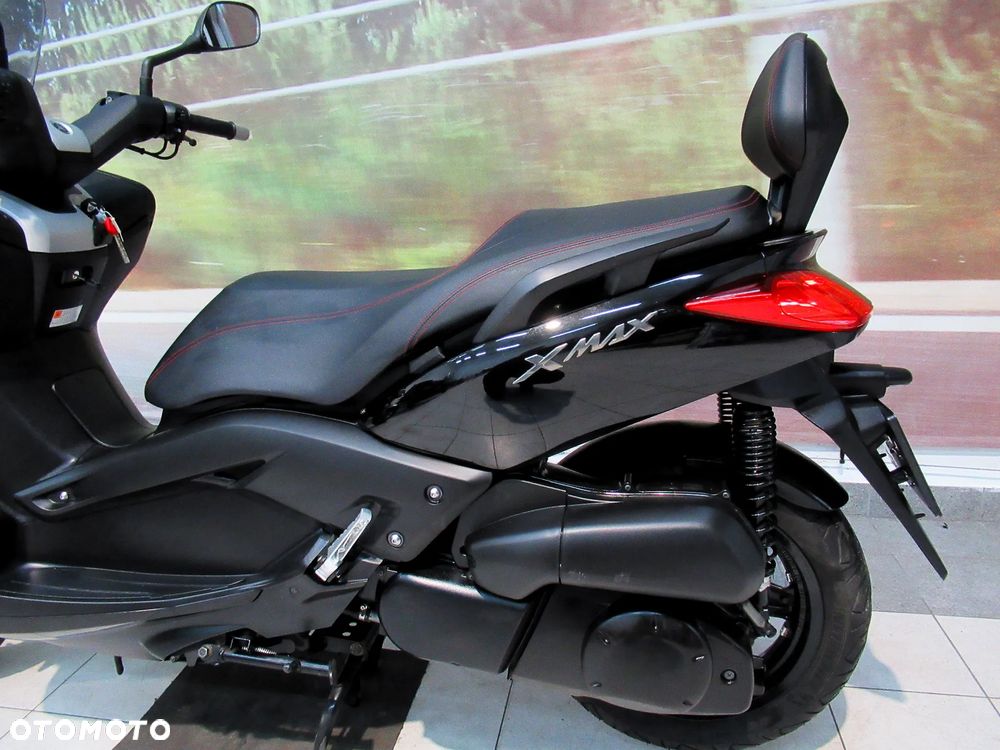 Yamaha X-max - 19