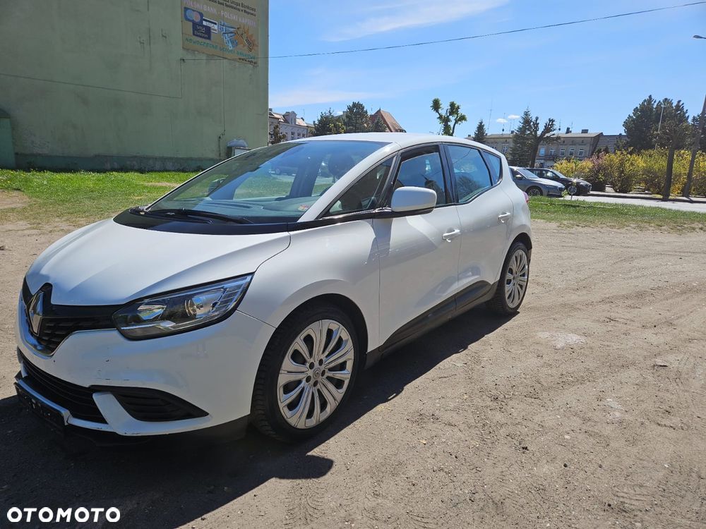 Renault Scenic - 15