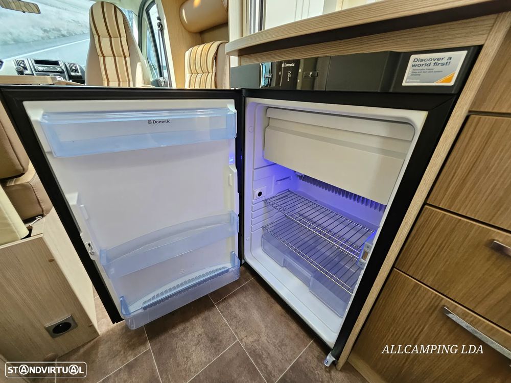 Burstner Nexxo T 687 CAMA CENTRAL - 36