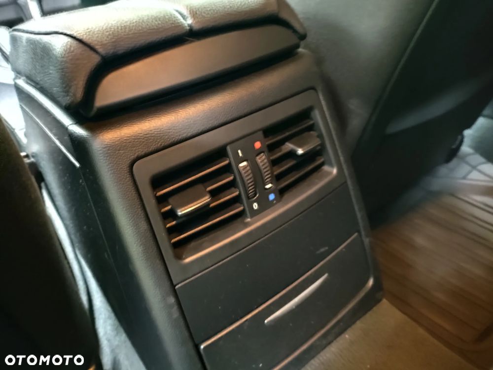 BMW Seria 3 - 27