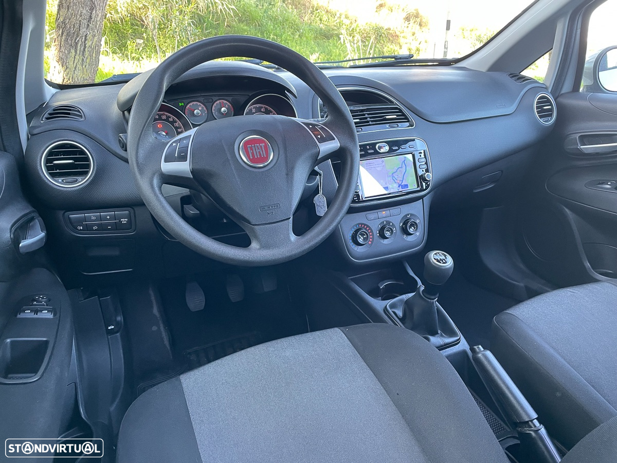 Fiat Punto 1.3 M-Jet Lounge S&S - 17