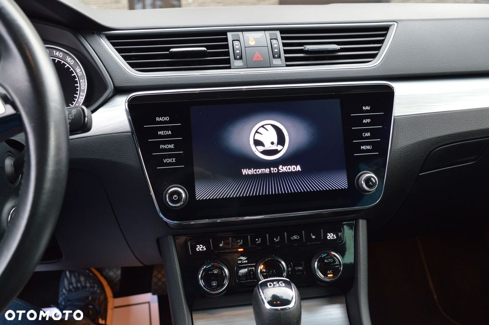 Skoda Superb 2.0 TDI SCR Sportline DSG - 14