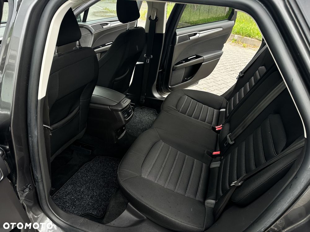 Ford Mondeo 2.0 TDCi Titanium - 17