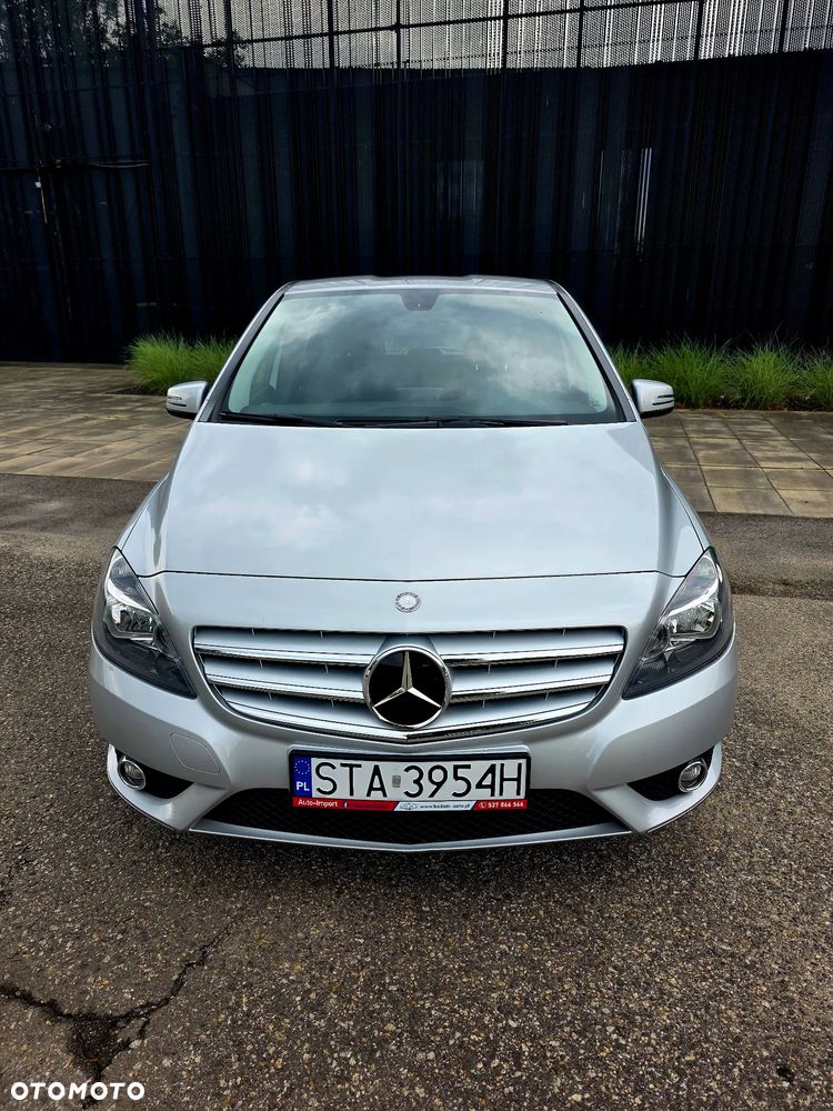 Mercedes-Benz Klasa B 180 (BlueEFFICIENCY) - 4