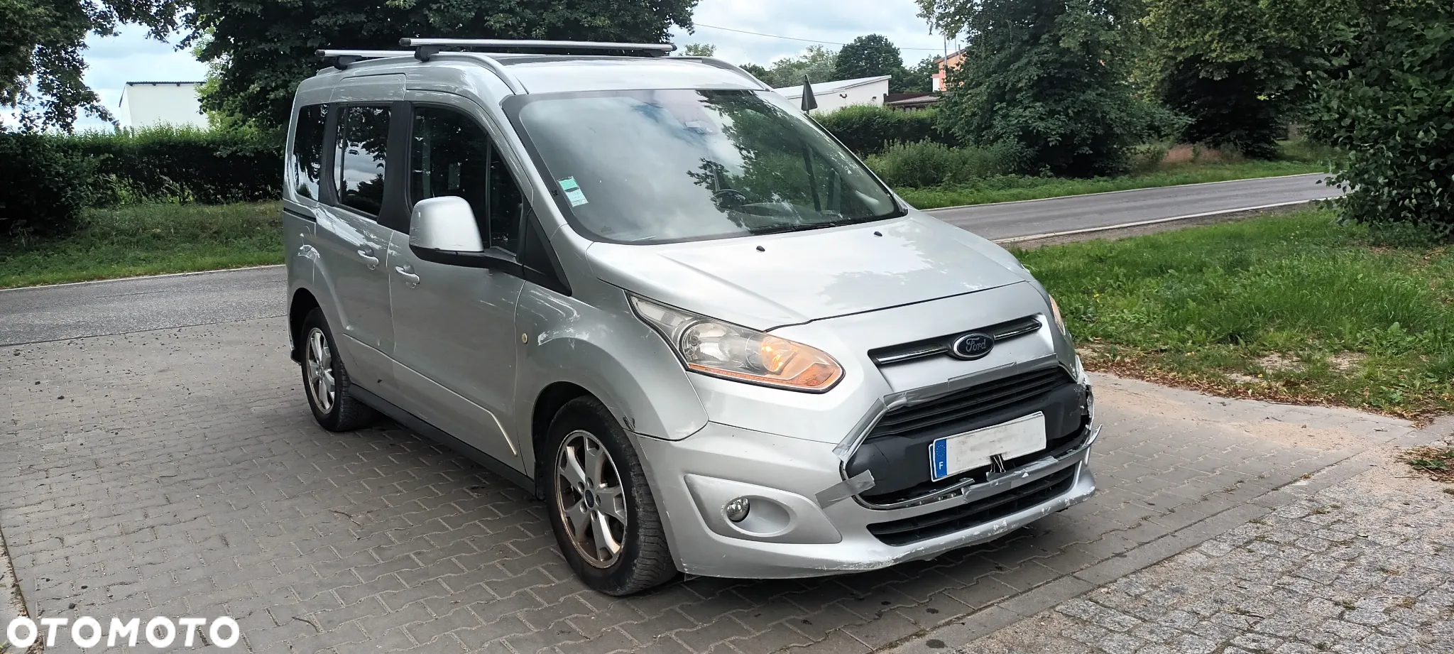 Ford Tourneo Connect Grand - 3