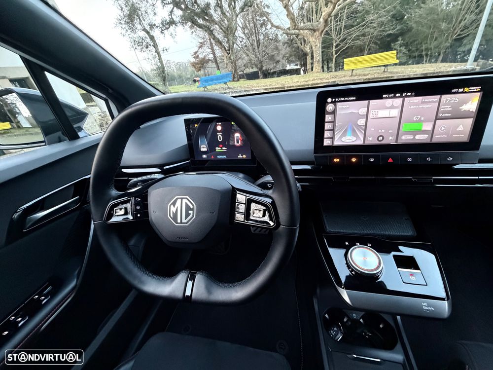 MG MG4 64 kWh XPower Luxury - 35