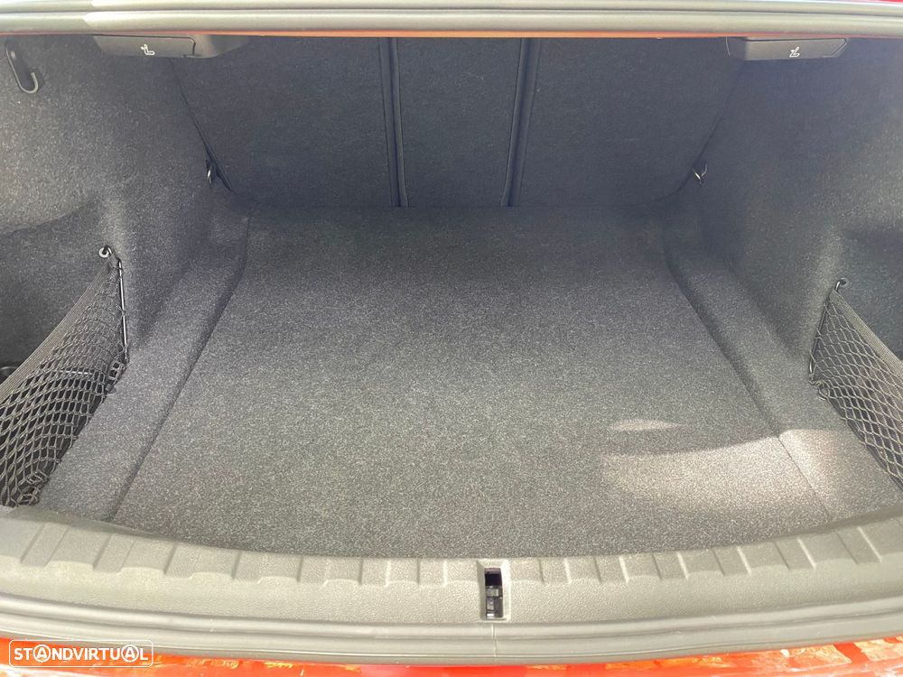 BMW M3 Competition - 34