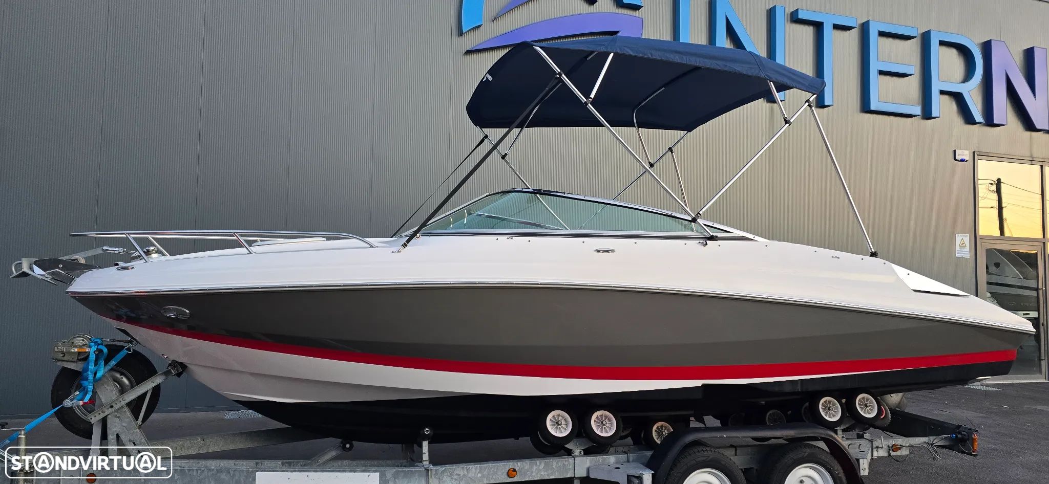 Regal 2250 fastdeck - 1
