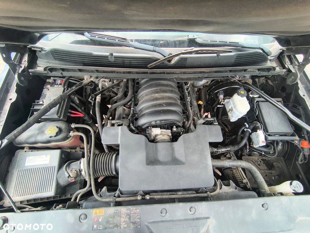 Chevrolet Silverado - 12