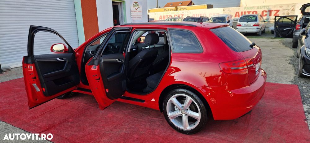 Audi A3 1.6 TDI Sportback DPF Ambiente - 19