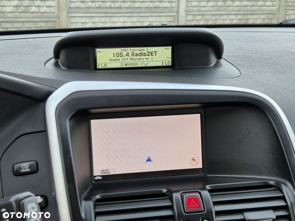 Volvo XC 60 - 8