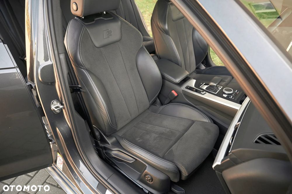 Audi A4 ver-avant-2-0-tdi-s-tronic-quattro-sport - 24