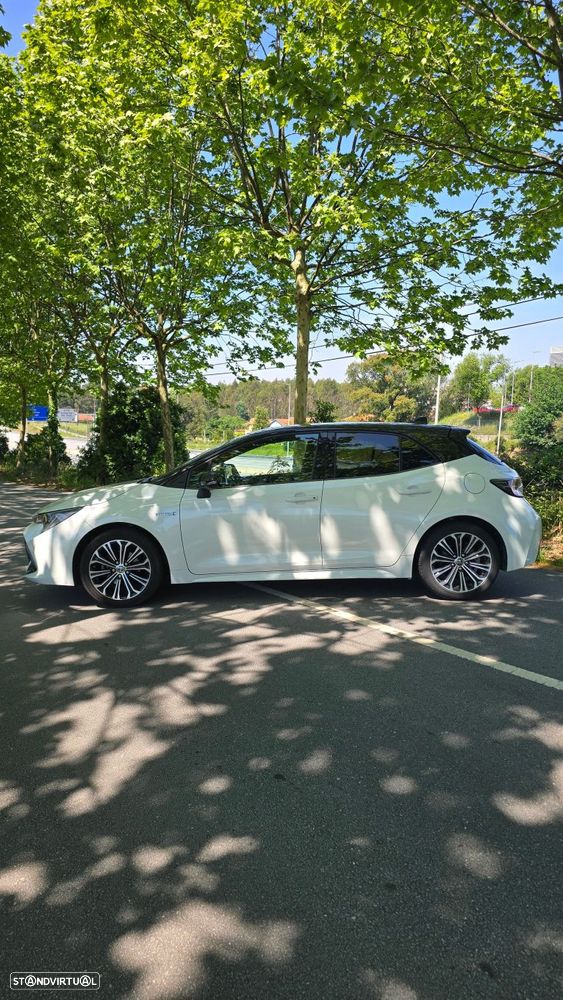 Toyota Corolla 1.8 Hybrid Exclusive - 3