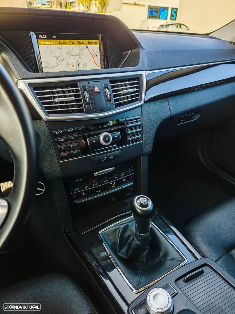 Mercedes-Benz E 250 CDi Avantgarde BlueEfficiency - 15