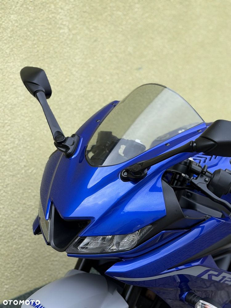 Yamaha YZF - 28