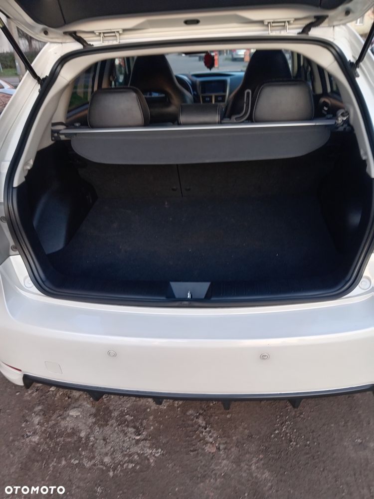 Subaru Impreza 2.0D Sport - 15