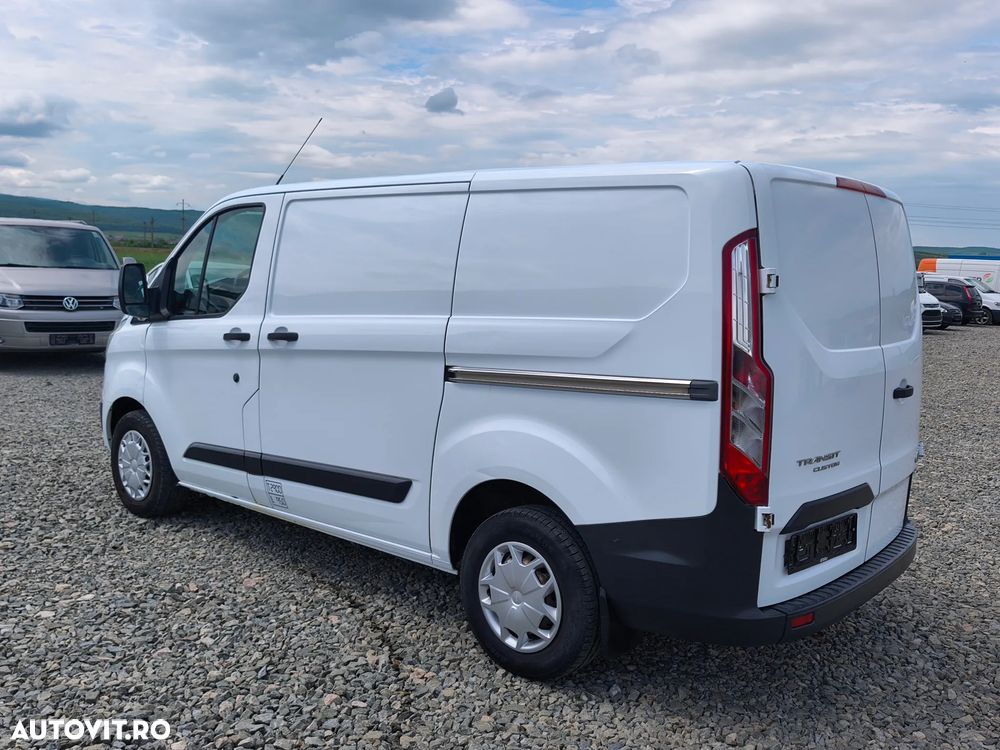 Ford Transit Custom - 12