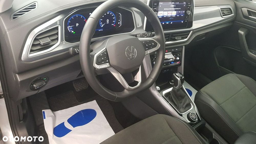 Volkswagen T-Roc - 15