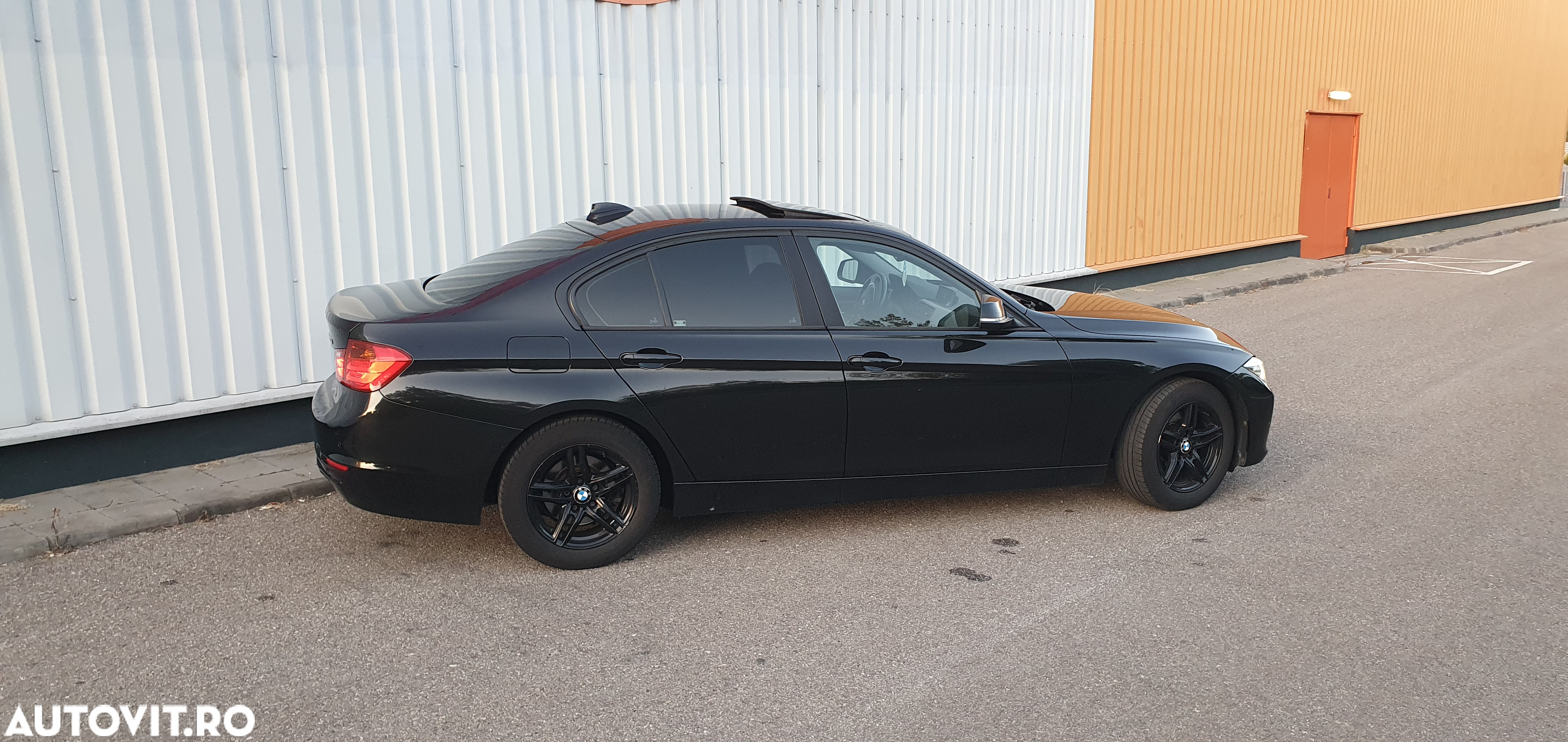 BMW Seria 3 - 18