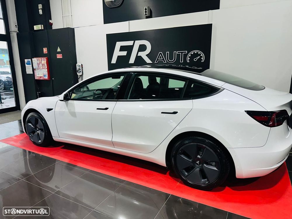 Tesla Model 3 Long-Range Dual Motor AWD - 24