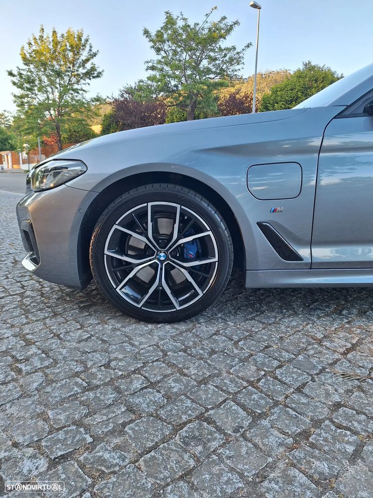 BMW 530 e Pack 50 anos M - 9
