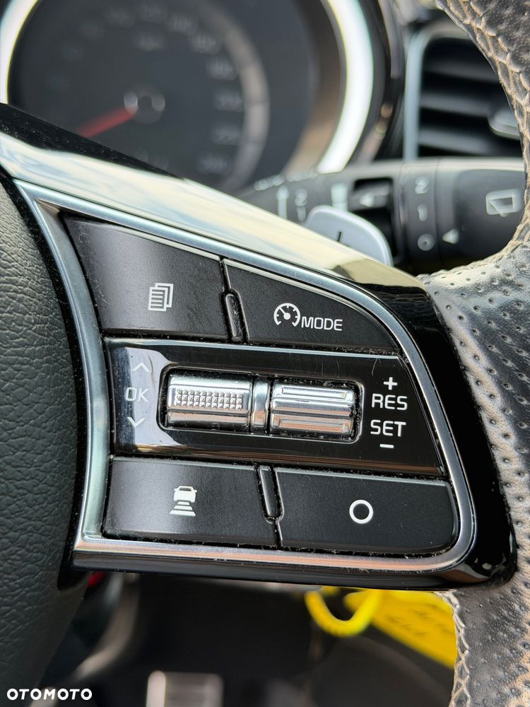 Kia ProCeed 1.6 CRDi GT Line DCT - 24