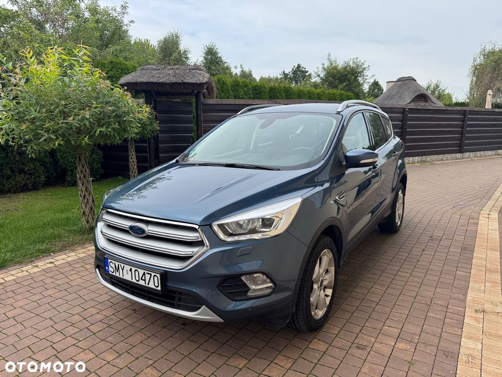 Ford Kuga 1.5 EcoBoost 2x4 Titanium - 4
