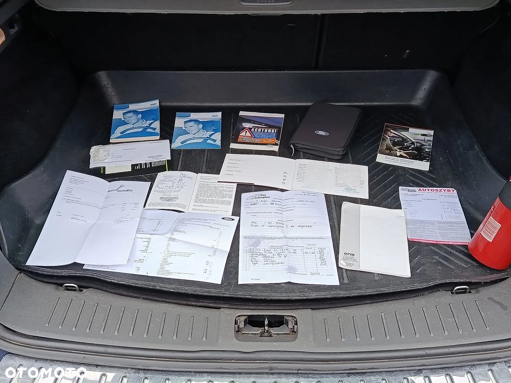 Ford Kuga 2.0 TDCi 4x4 Titanium - 30