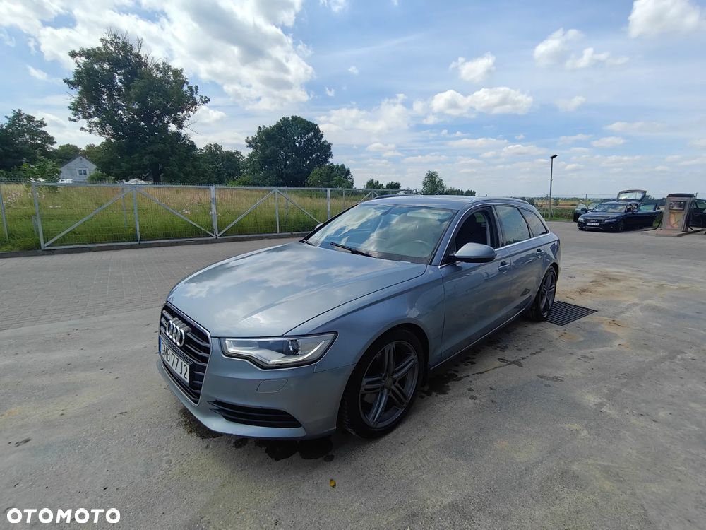 Audi A6 Avant - 1