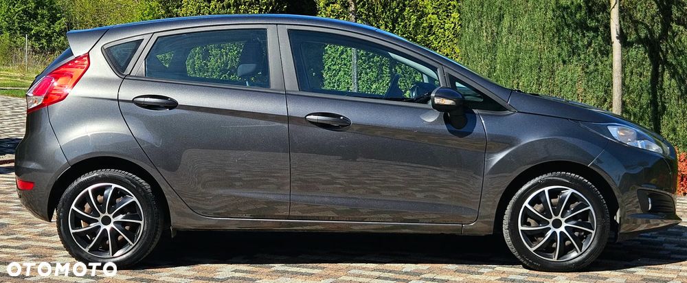 Ford Fiesta - 12