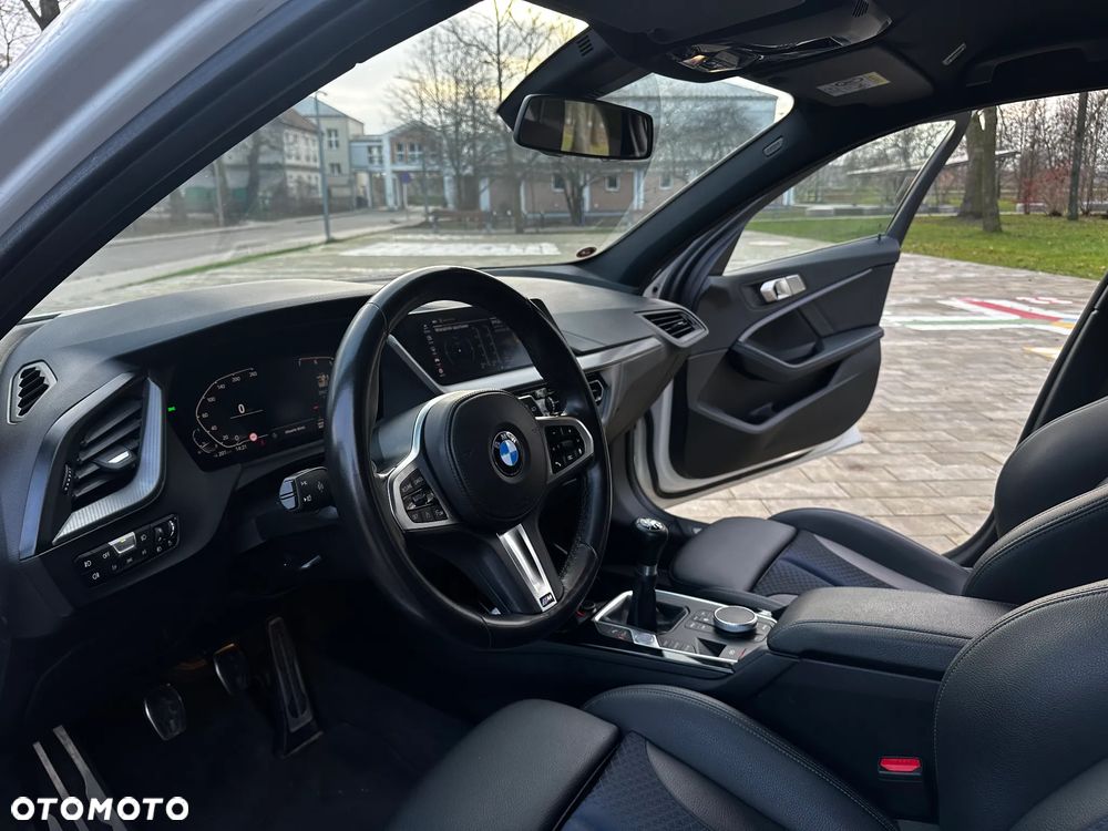 BMW Seria 1 118i M Sport - 11