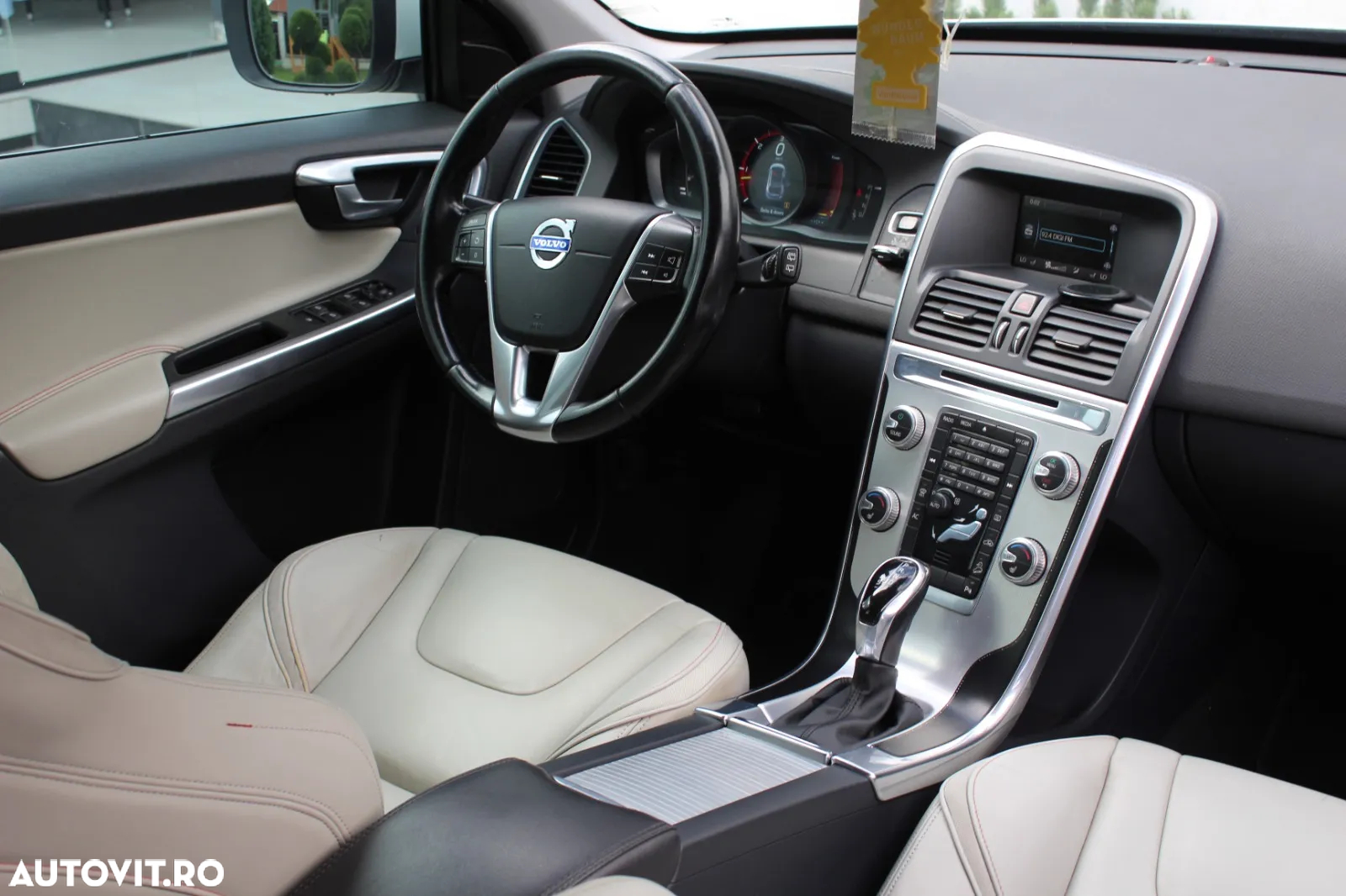 Volvo XC 60 D5 AWD Aut. Ocean Race - 9