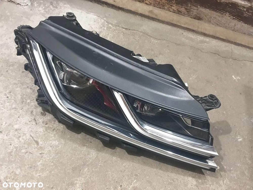 VW ARTEON 17-25 reflektor lampa przód prawa FULL LED - 2