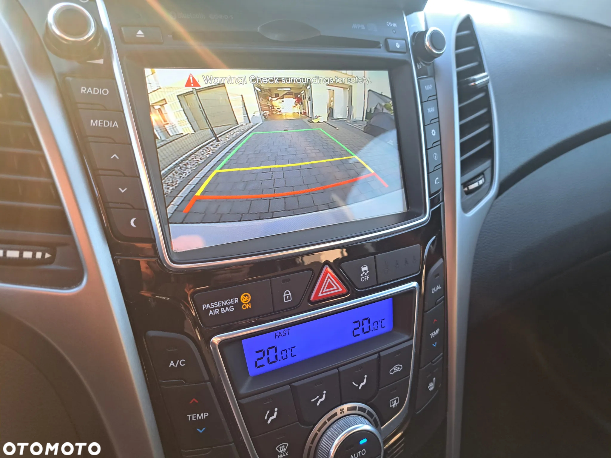 Hyundai i30 1.6 CRDi Premium - 23