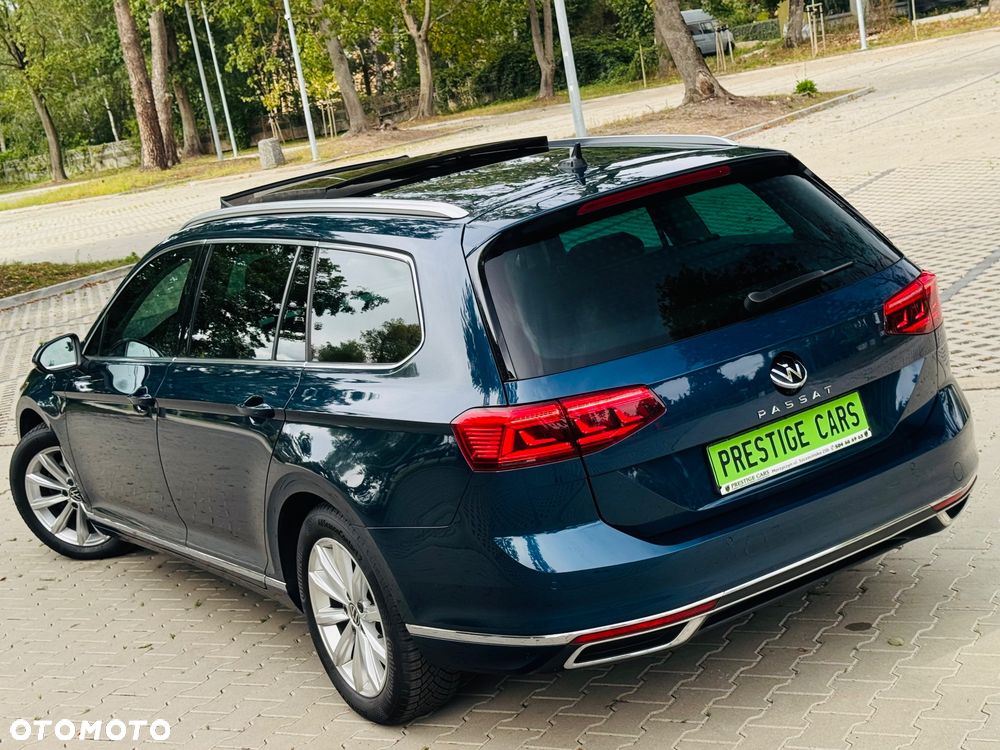Volkswagen Passat 2.0 TDI SCR Highline - 13