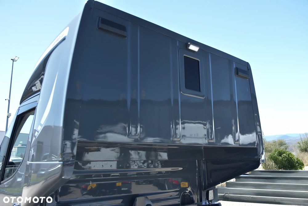 Iveco Daily 35S21HA8/P AUTOMAT autolaweta z kabina sypalną 3,5t na haku POLMAR - 12