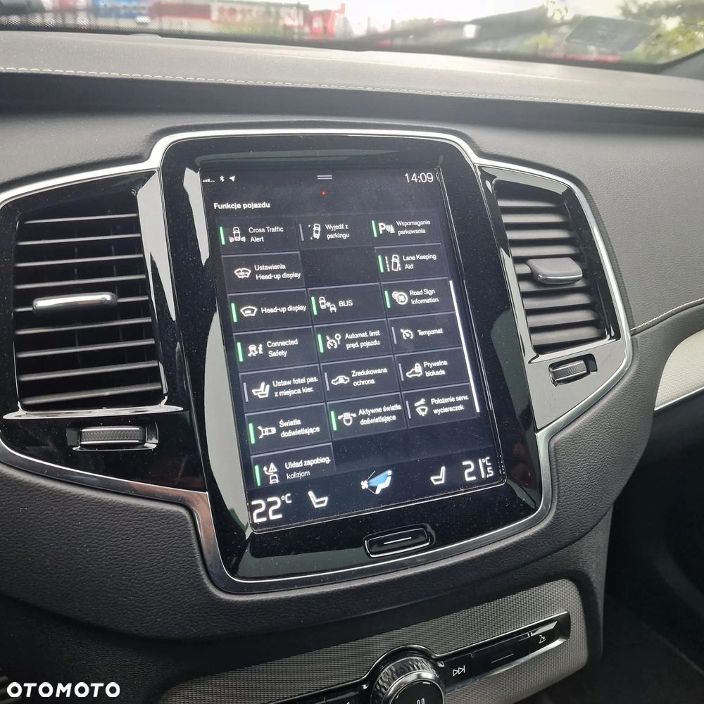 Volvo XC 90 D5 AWD R-Design 7os - 27