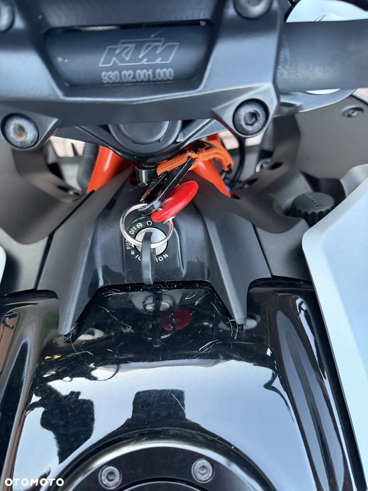 KTM Duke 125 - 8