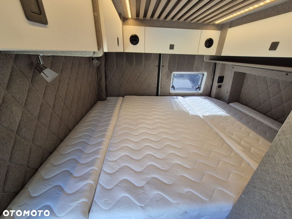 Volkswagen Crafter CAMPERVAN 4x4 4os. Namiot Full VIP Zimowa wersja - 22