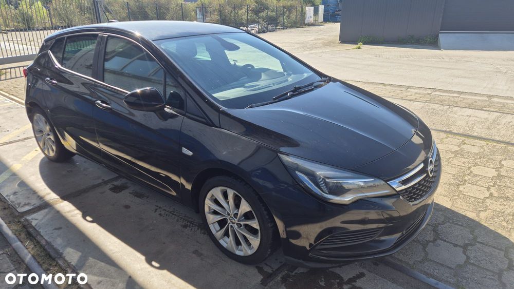 Opel Astra 2017 rok 1.6 diesel nowy rozrząd - 2