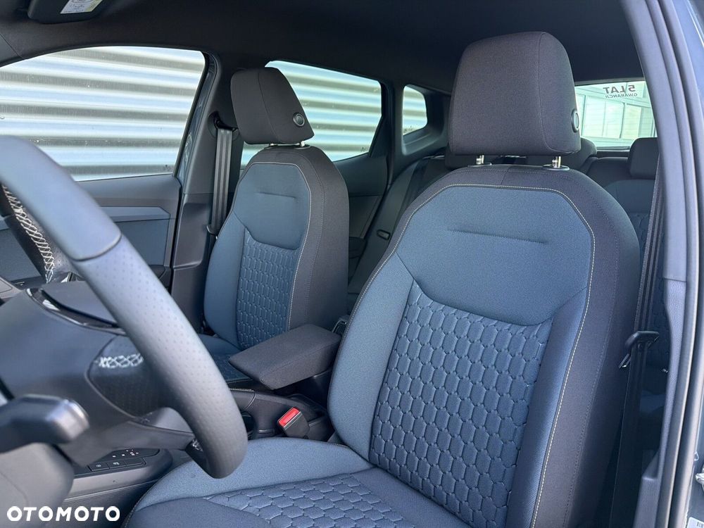 Seat Arona - 11